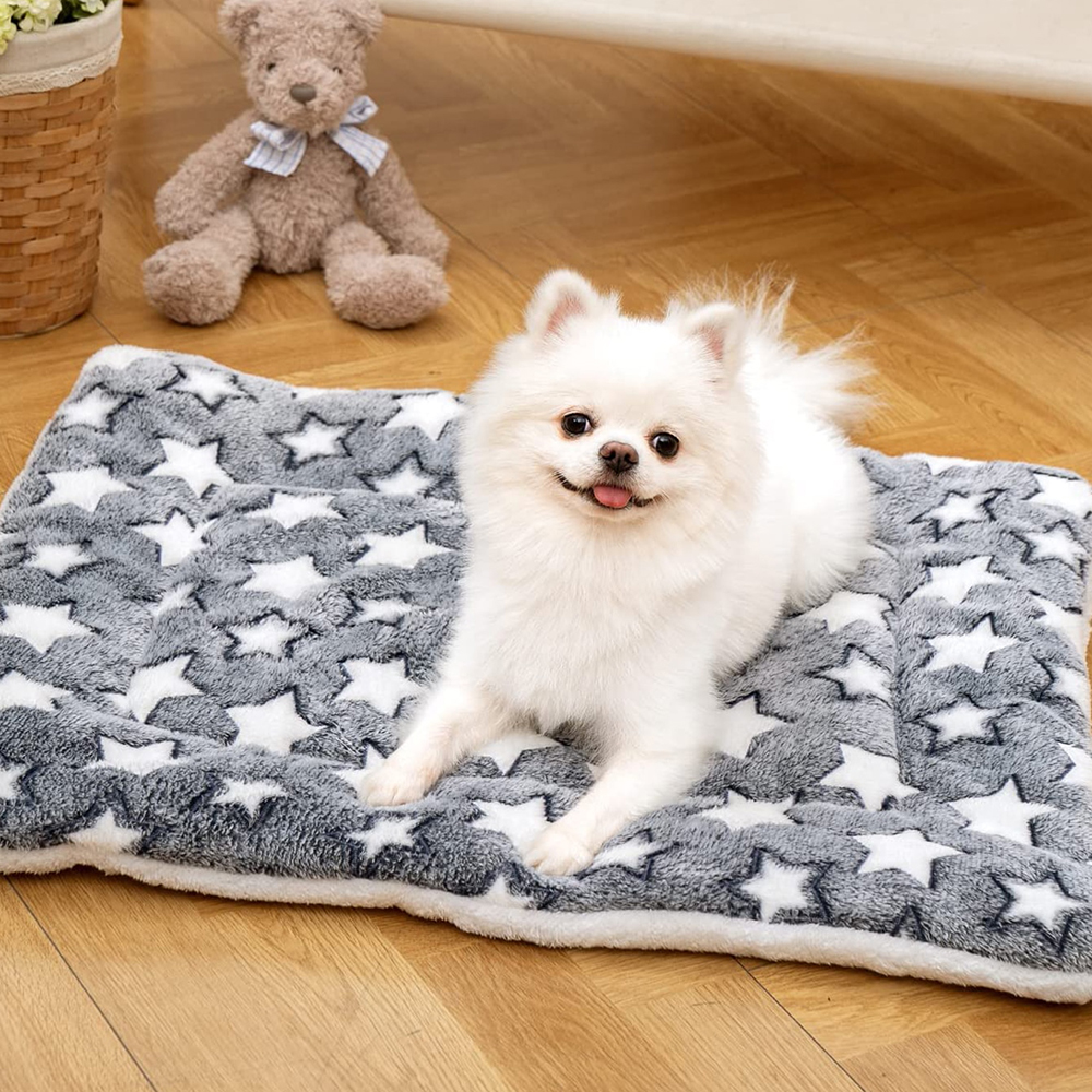 Calming Dog Bed - Multi-model pet flannel winter sleeping mat
